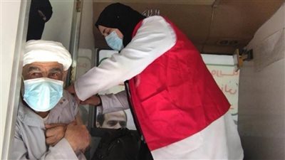 إقبال كبير من الإسماعيلاوية.. على القوافل المتنقلة لتطعيم لقاح الكورونا
