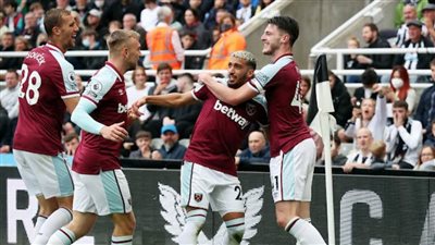 في مباراة مجنونة.. وست هام يفوز على نيوكاسل 2/4