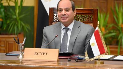 الرئيس السيسي يوجه بإعداد الخطة التنفيذية لتطعيم كوادر وطلاب الجامعات والمعاهد