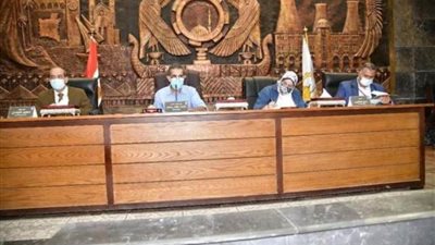 محافظ الغربية: 