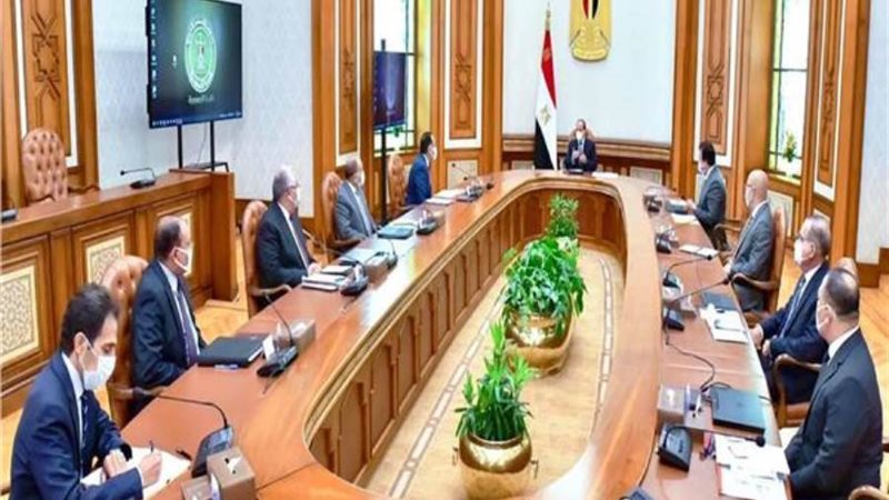 الرئيس السيسي يتابع