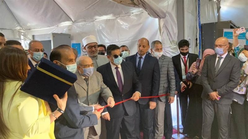 افتتاح معرض مكتبة