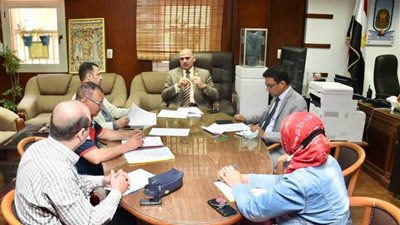 جامعة الأقصر توافق على بروتوكول التعاون بين مركز التطوير المهني والجامعة الأمريكية