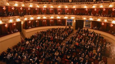 فرقة أوبرا الإسكندرية تقدم أغانى فايزة أحمد ونجاة الصغيرة بأوبرا دمنهور