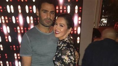 لقاء الخميسي ترد على منتقدي زوجها: عبدالمنصف خط أحمر 