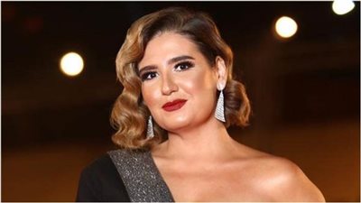 هنا شيحة تساعد اللبنانيين بالأدوية الطبية