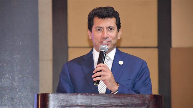 د. أشرف صبحى وزير