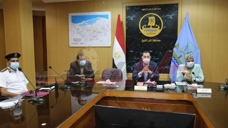 اجتناع نائب المحافظ