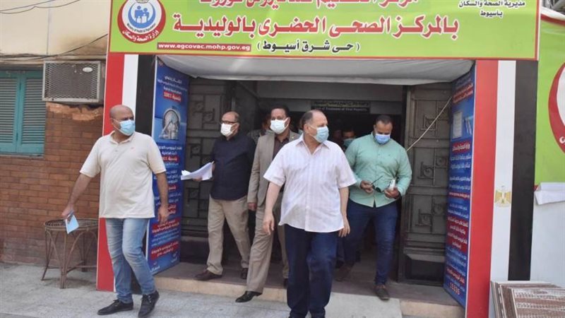 محافظ أسيوط يتابع