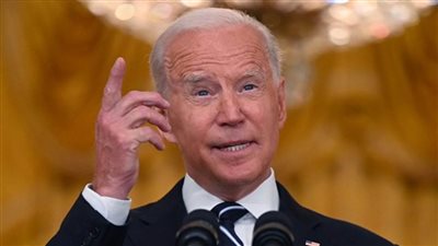 جرعة ثالثة معززة من لقاح فيروس كورونا لبايدن وقرينته