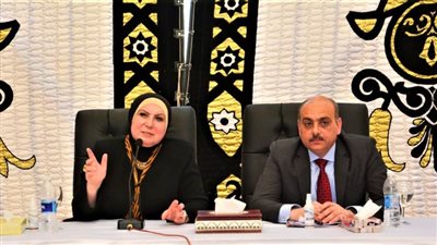 وزيرة الصناعة: حريصون على إتاحة الخدمات اللازمة للأنشطة الإنتاجية في المجمعات الصناعية