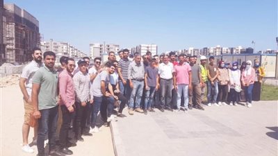 وفد من طلاب كليات الهندسة يتفقد مشروعات مدينة المنصورة الجديدة..ويشيد بحجم الإنجاز