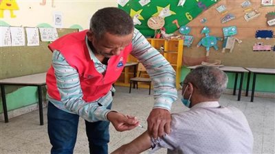 محافظ أسوان: بدء تطعيم العاملين بالديوان العام بلقاحات كورونا