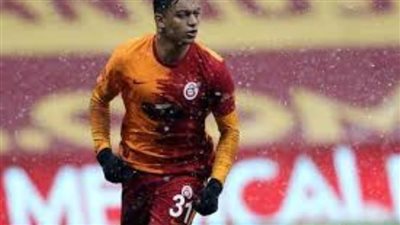 عاجل| مصطفى محمد على رادار الدوري الفرنسي والريال يجدد لبنزيما وإيقاف مدحت شلبي 