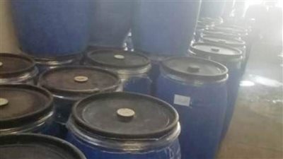 ضبط 6 أطنان ونصف مخللات منتهية الصلاحية بالعاشر من رمضان