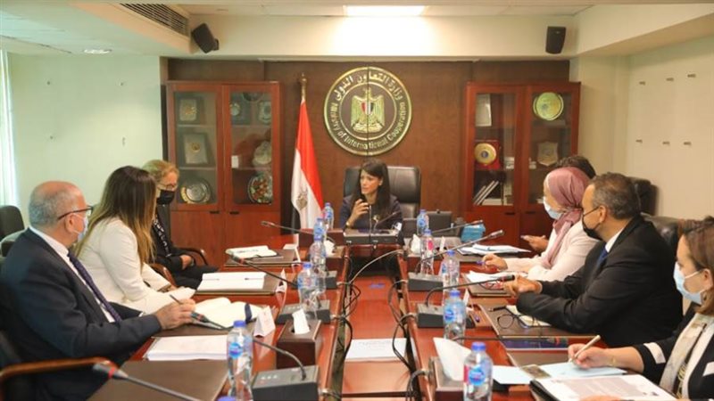 د. رانيا المشاط تلتقي