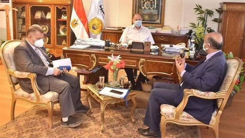 التنسيق والتواصل