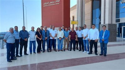 استعدادا لتشغيل مطار برنيس الدولى وفد من مصر للطيران يزور المطار  
