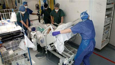 فرنسا: تسجيل أكثر من 17 ألف إصابة جديدة بكورونا و44 وفاة خلال 24 ساعة