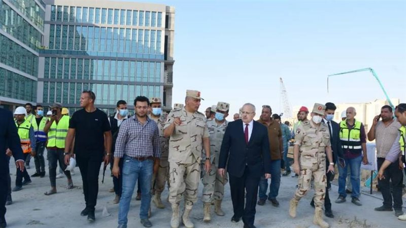 خلال الزيارة