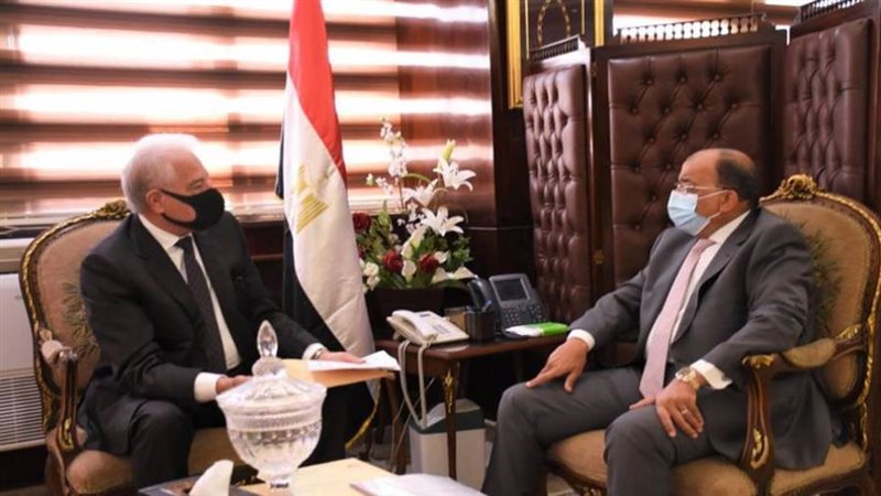 وزير التنمية المحلية