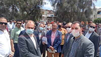 محافظ كفر الشيخ يتفقد مشروع الصرف الصحي وتحسين المياه بمطوبس
