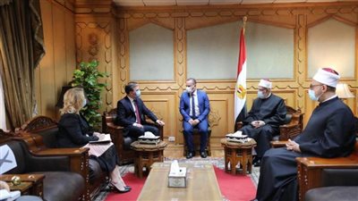 وكيل الأزهر لوزير خارجية صربيا: وثيقة الأخوة الإنسانية تدشين لعهد جديد نحو التسامح