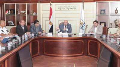 تنفيذي بني سويف يناقش موقف مشروعات الخطة الاستثمارية