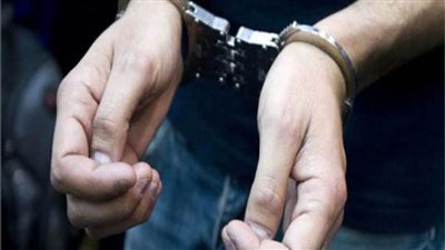 القبض على متهم ينصب على المواطنين بالمكملات الغذائية