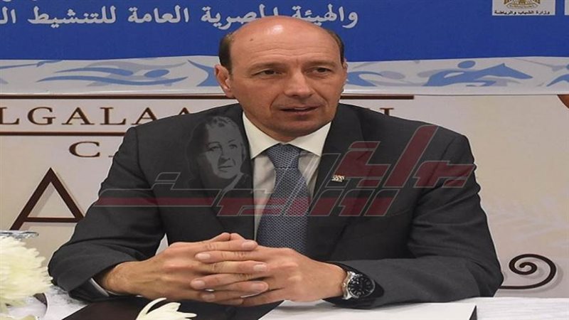 شريف العريان سكرتير