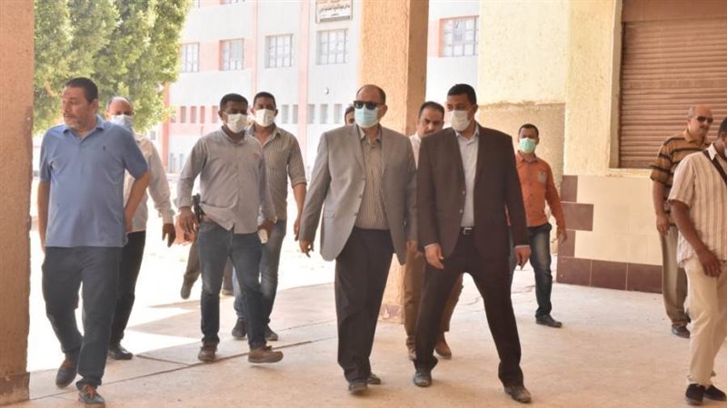 محافظ أسيوط يتفقد