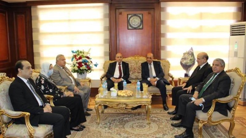 خلال استقبال رئيس