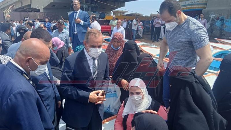 وزيرة التضامن ومحافظ