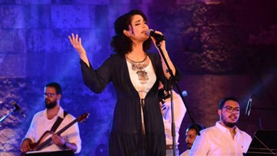 الأرتيست ونسمة محجوب فى محكى القلعة.. السبت