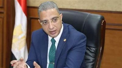 محافظ الفيوم يستعرض آليات تمويل مشروعات الري الحديث للمزارعين