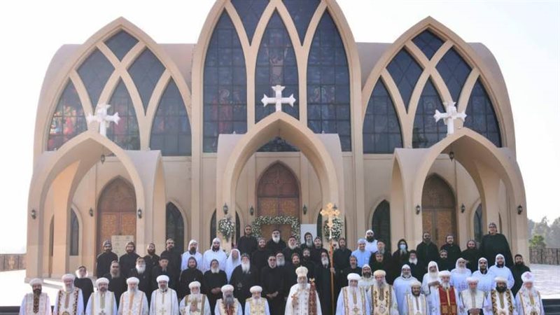 البابا تواضروس يدشن