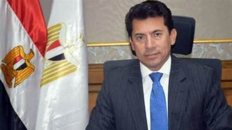 الدكتور أشرف صبحى