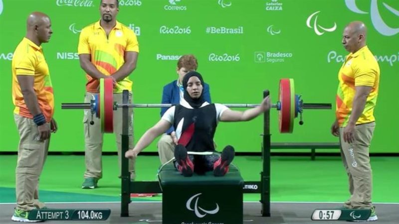 رحاب رضوان بطلة رفع