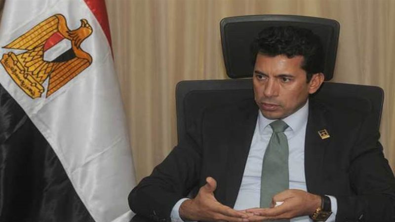 وزير الشباب والرياضة