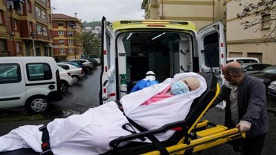 بريطانيا تسجل 38,046 إصابة جديدة بفيروس كورونا