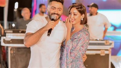 بسمة بوسيل تحتفل بعيد ميلاد تامر حسني في حفل الساحل