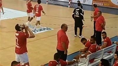 يد الأهلي يكتسح فاب الكاميروني 23/48 ويتصدر المجموعة الأولى