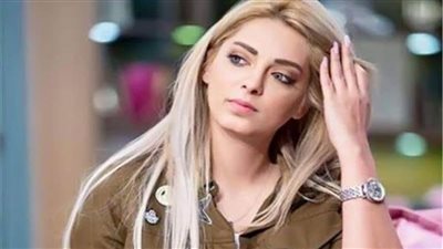 مي حلمي في مأزق.. بين الهجوم والإنتقادات وشماتة محمد رشاد 