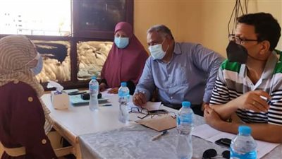 اجتماع لجنة المقابلات الشخصية للمتقدمين  للقبول بمدرسة التمريض بمركز بلاط   