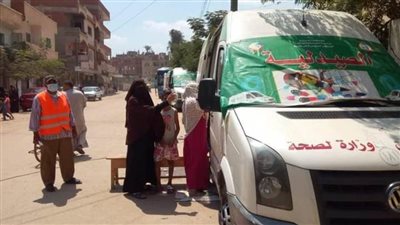 حياة كريمة.. الكشف على 1255 مواطنا في قافلة طبية مجانية بالبحيرة