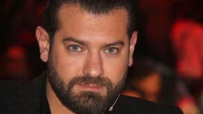 عمرو يوسف يتحالف مع 