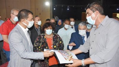  وزيرة الثقافة تتفقد أعمال تطوير قصر ثقافة المنيا 