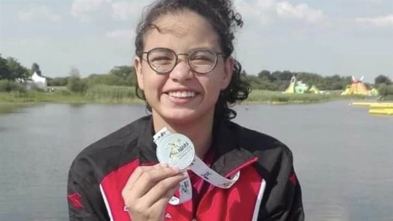 ملك حسين لاعبة منتخب