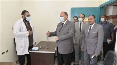 محافظ أسيوط ونائب رئيس جامعة الأزهر يتفقدان سير العمل بالمركز الطبي