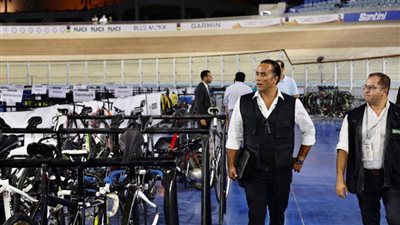 شاهد.. طوارئ في تذكرتي قبل ساعات من إنطلاق بطولة العالم لدراجات المضمار 2021